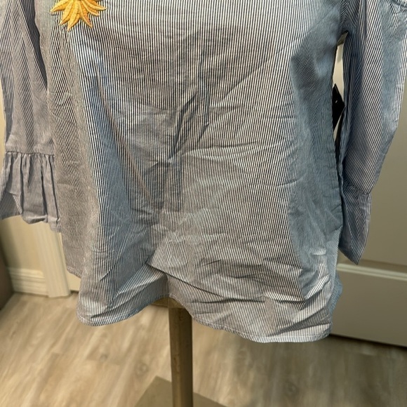 WORLD TOGETHER EMBROIDERED COLD SHOULDER TOP SZ S EVERYDAY SPRING SUMMER - Picture 6 of 9